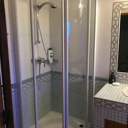 Magnifique Piscine Proche De La