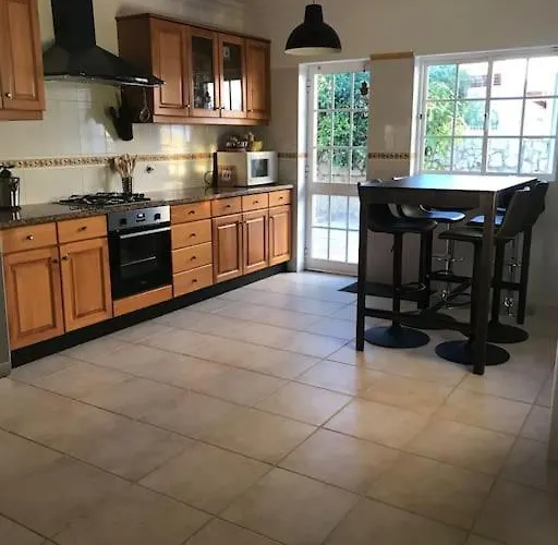 Magnifique Piscine Proche De La Willa